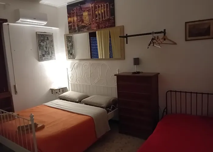 Проживание в семье Trastevere Station Рим